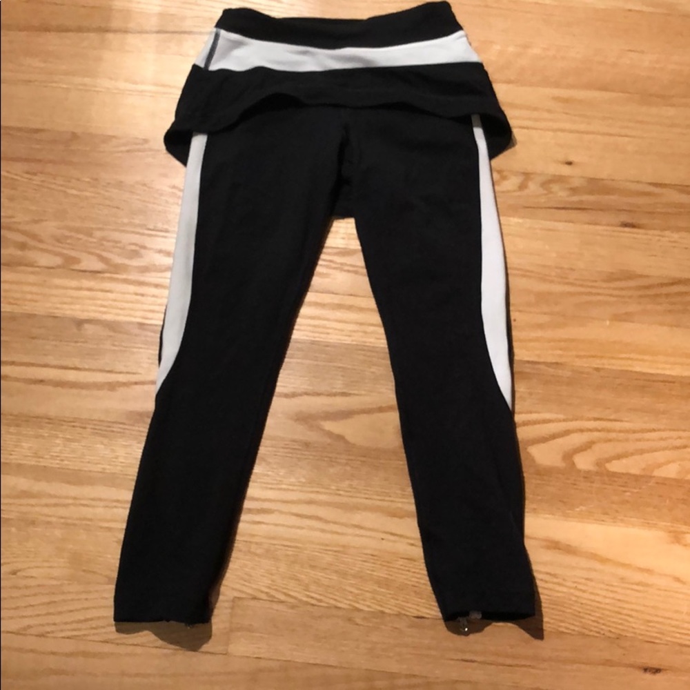 Lululemon leggings with attached skirt